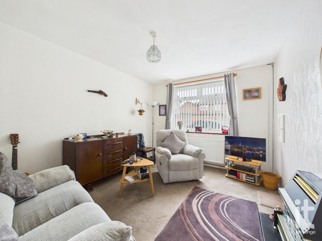 Montagu Road,  Offerton, Stockport, SK2 - View 3