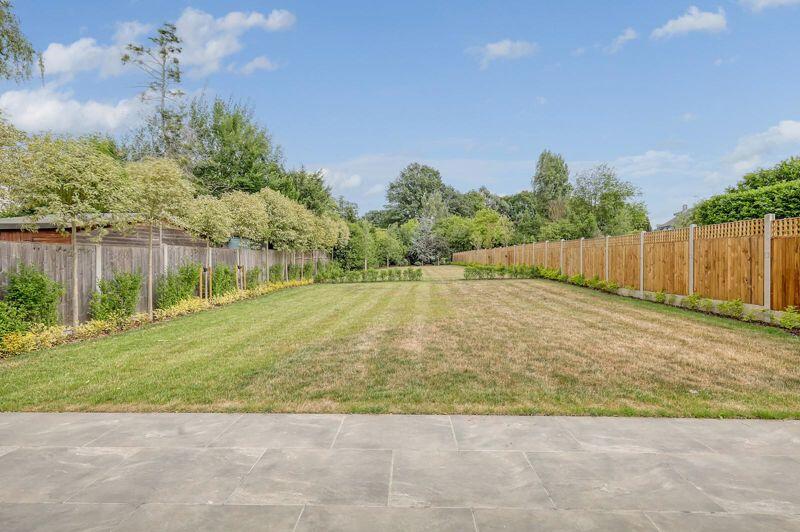 Kingsley Road, Hutton, Brentwood photo 3