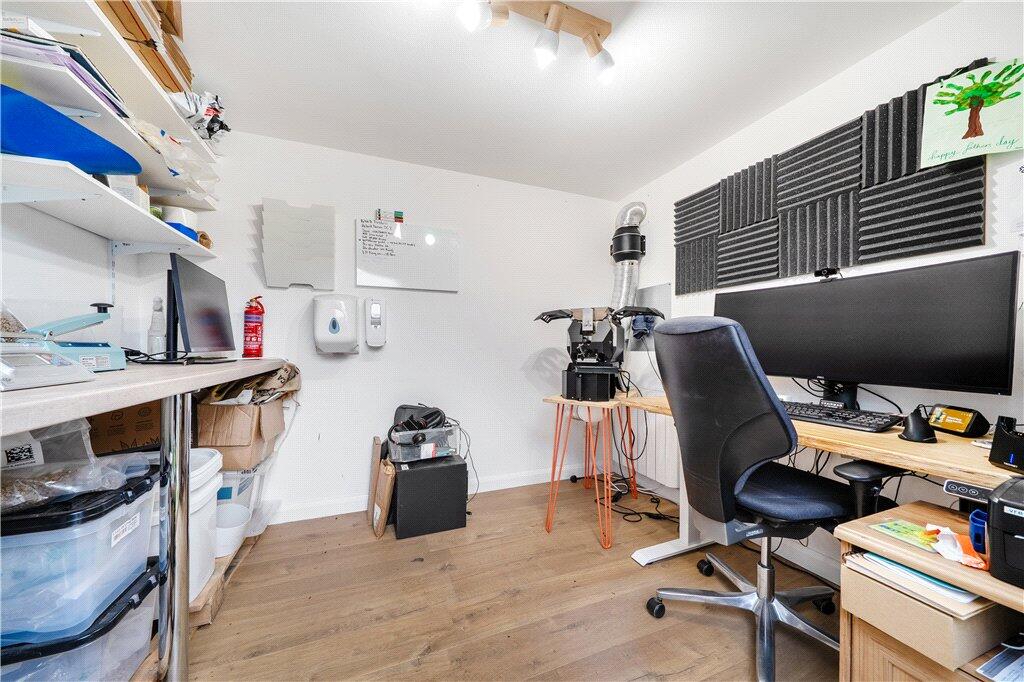 House in Romsey, Cupernham - More