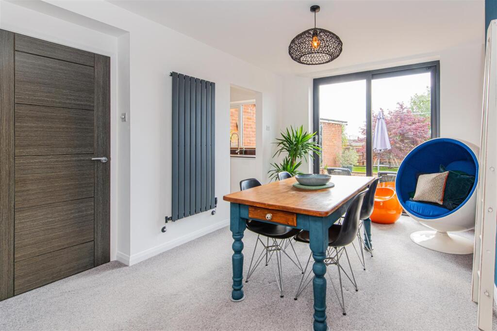 House in Kettering, Leisure Village - More