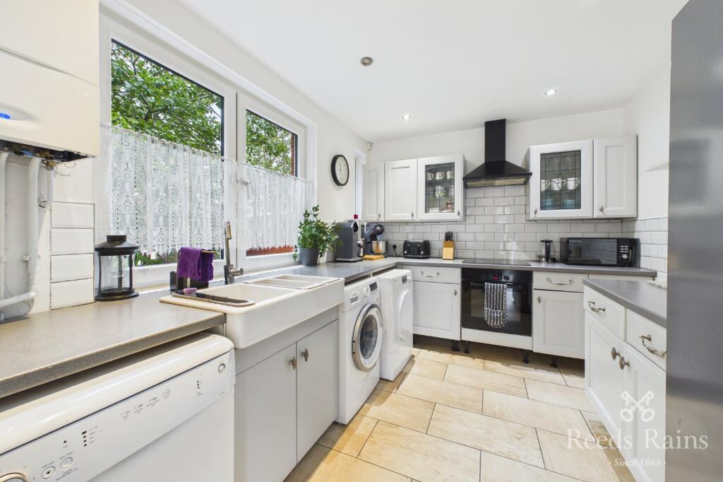 House in Calderdale, Salterhebble - View 3