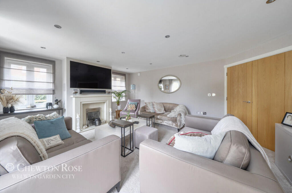 Main image of property: Sevenacres, Welwyn