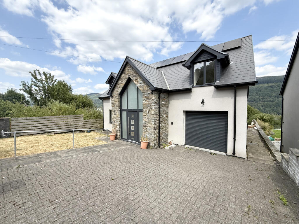 Main image of property: Clarence Street, Mountain Ash, Rhondda Cynon Taf