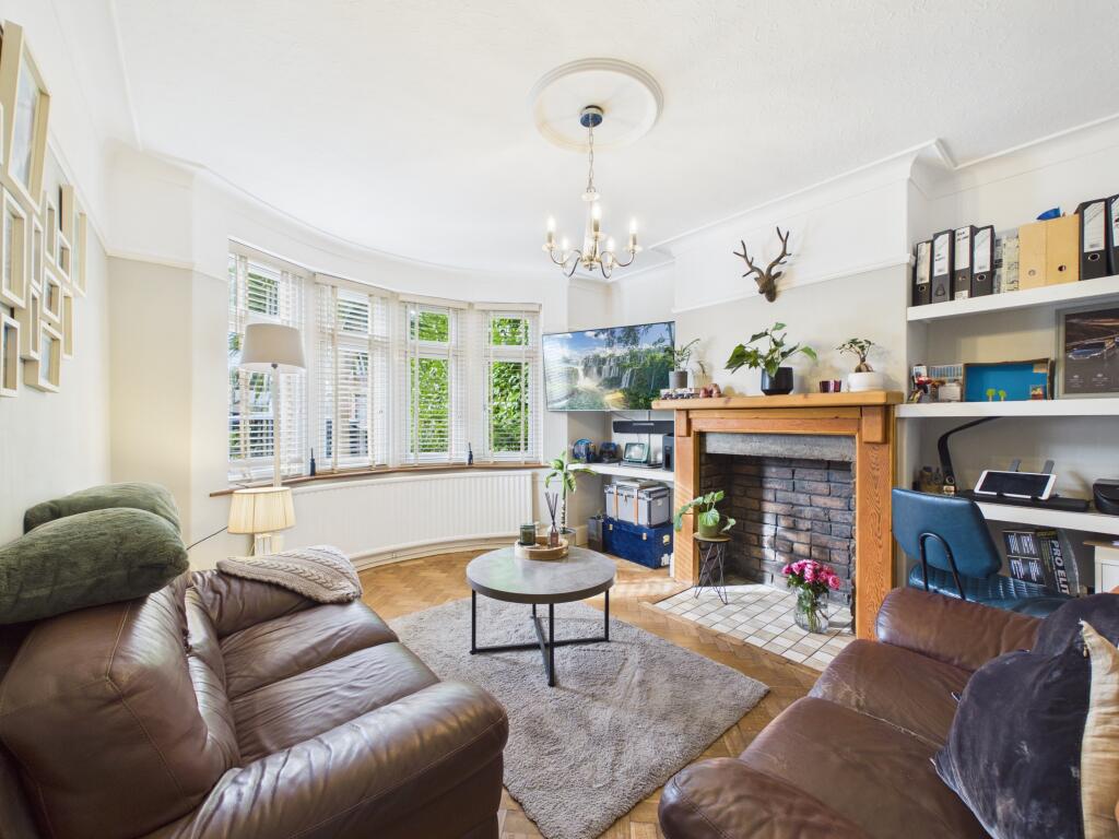 House in Cardiff, Whitchurch - View 2