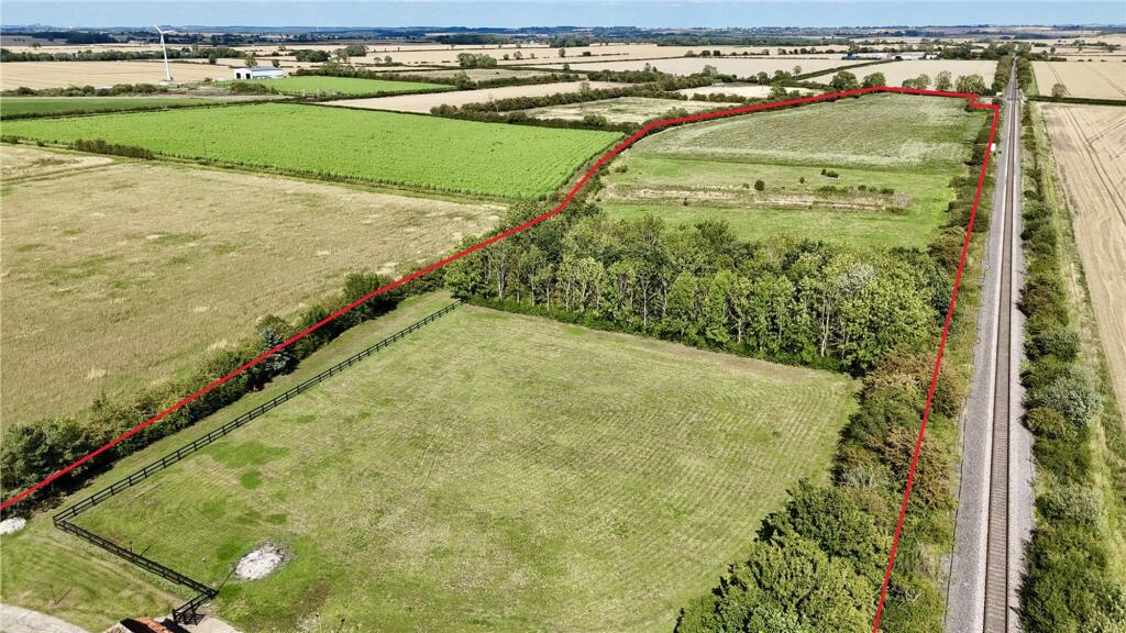Kirton Road, Blyton, DN21 photo 3