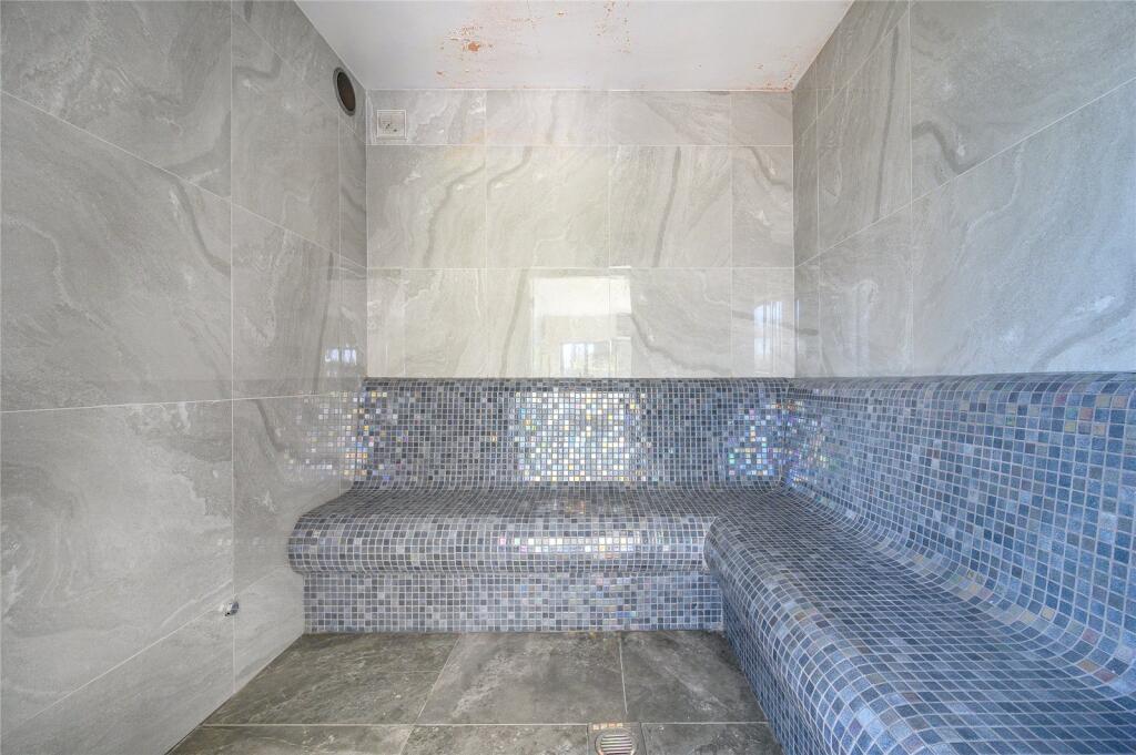 Additional image 25 of Broadway House, Wakefield Road, Drighlington, Bradford, West Yorkshire