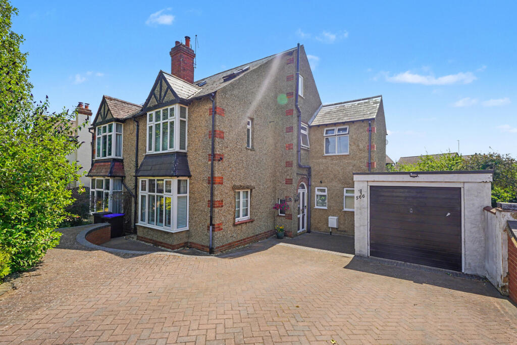 Main image of property: 566 Wellingborough Road, Northampton NN3 3JA