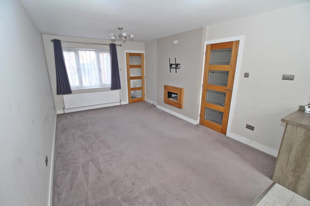 House in Flitwick, Central Bedfordshire - View 4