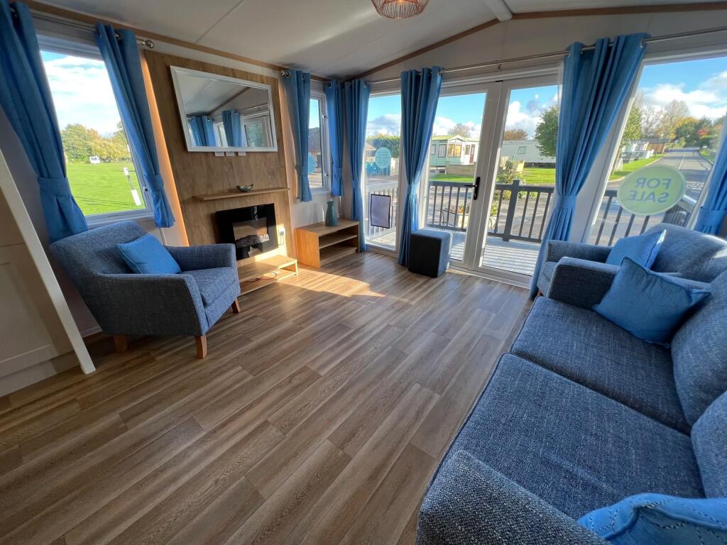 Two Bed Sunseeker Spirit (39x12) 2023, Dovecote Riverside Park, Welford Road, Bidford-upon-Avon, Warwickshire, B50 4NP