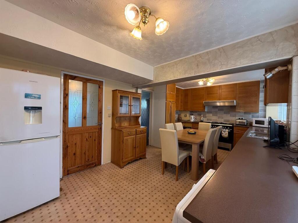 House in Poole - View 4