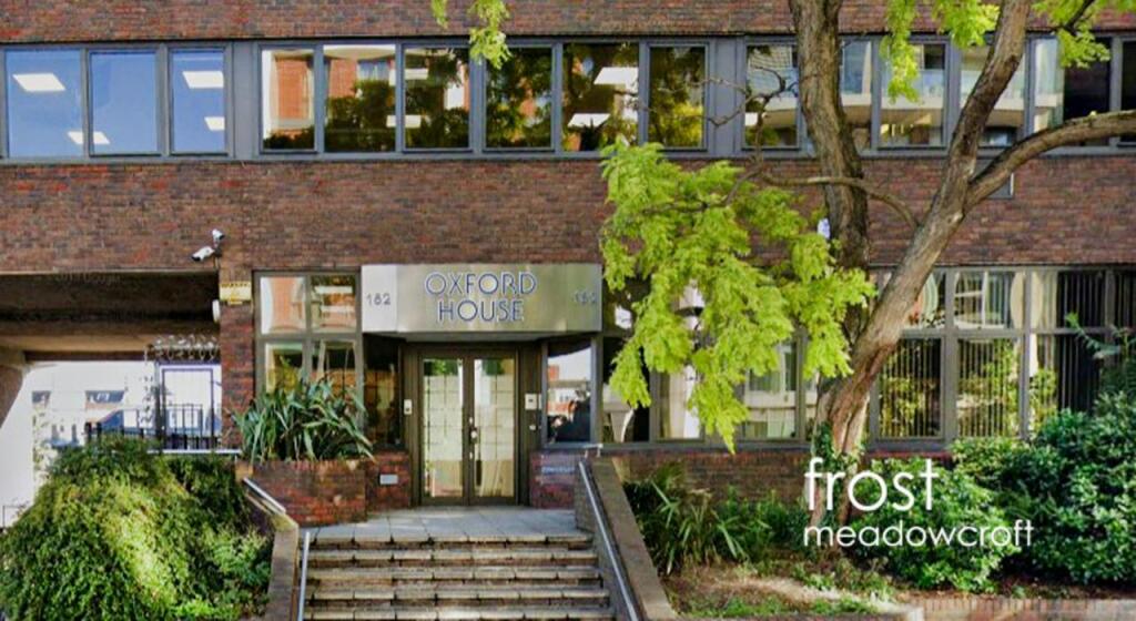 Oxford Cambridge Hse Upper Richmond Rd Putney Office e.jpg