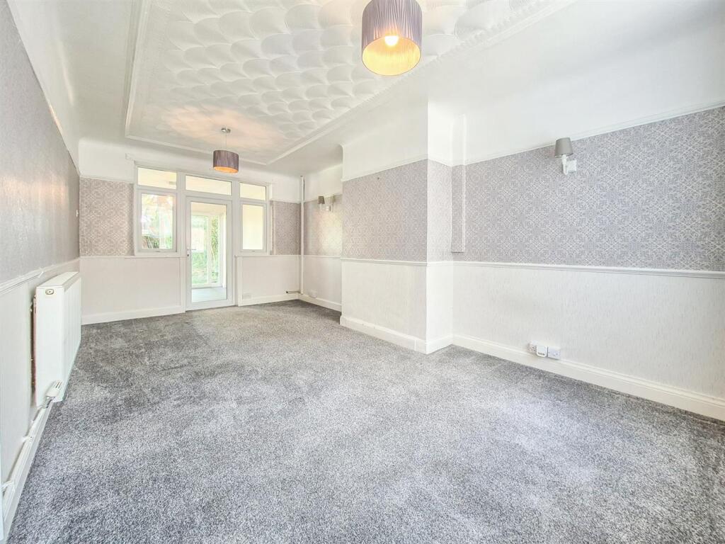 Thornleigh Avenue, Wirral - View 2