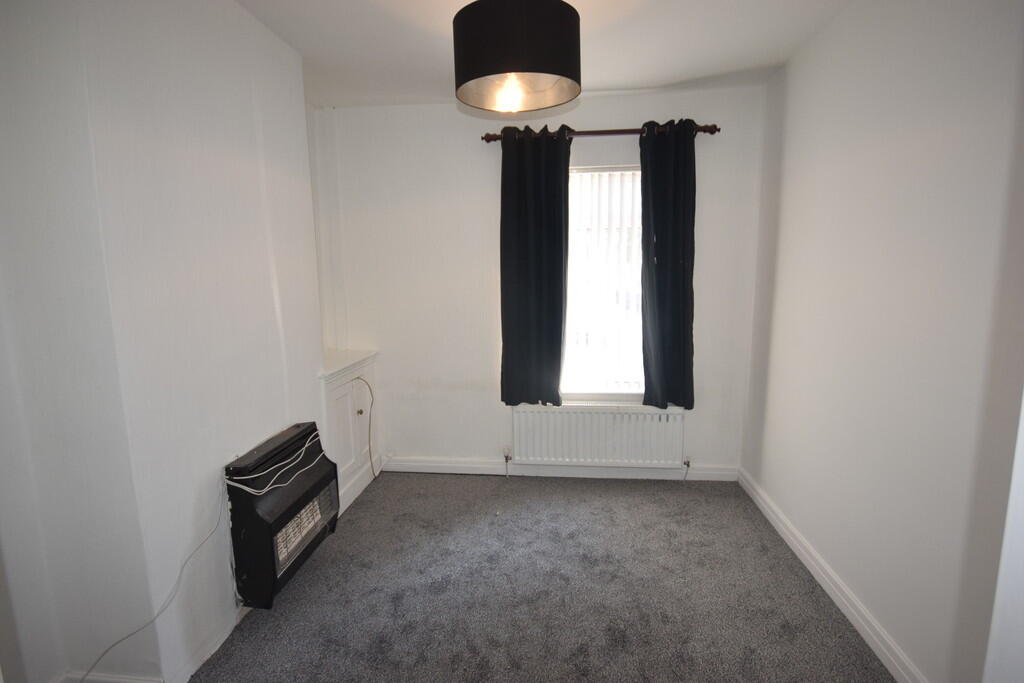 Thwaite Street, Barrow-in-Furness photo 4