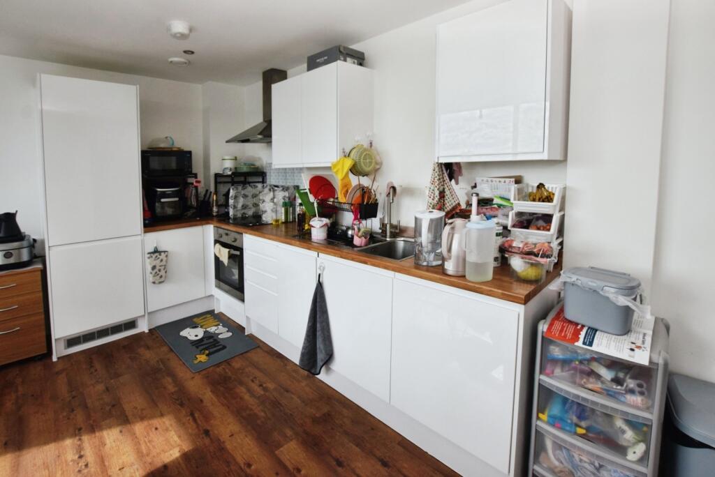 Ashton Lane, Sale, Greater Manchester, M33 - View 4