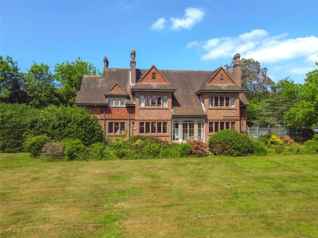5-bed detached on Lower Pennington Lane, Pennington, Lymington, Hampshire, SO41, £3,000,000