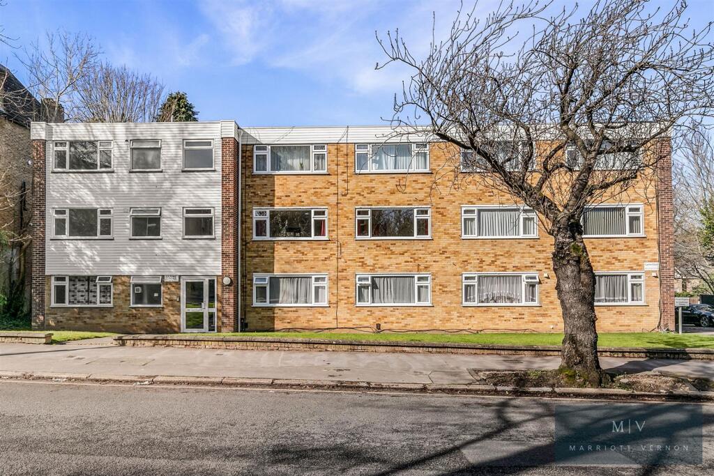 Main image of property: Birdhurst Road, South Croydon