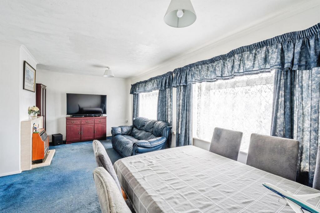 Upper Chyngton Gardens, Seaford - View 2