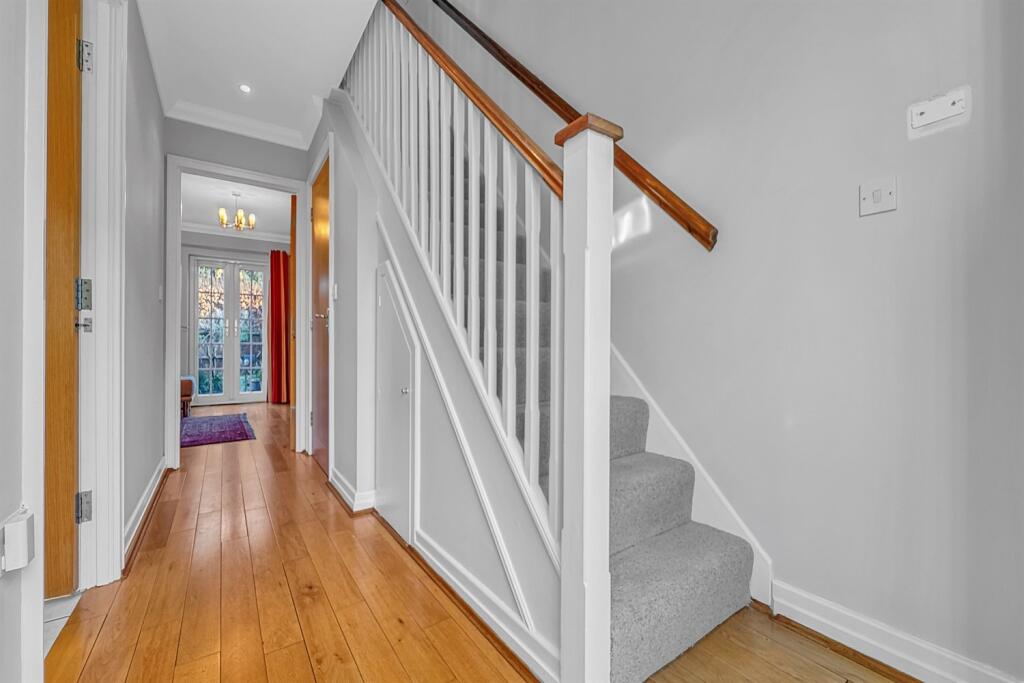 4 bedroom End Terrace Town House in Chichester - View 6
