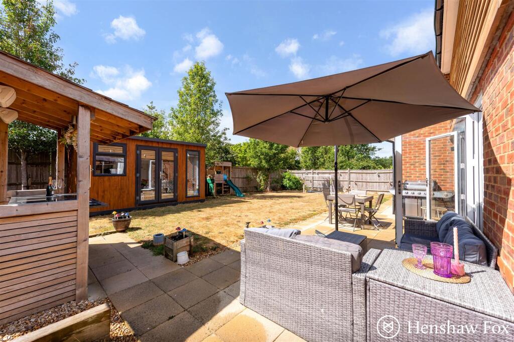 House in Southampton, Nutburn, North Baddesley - View 2