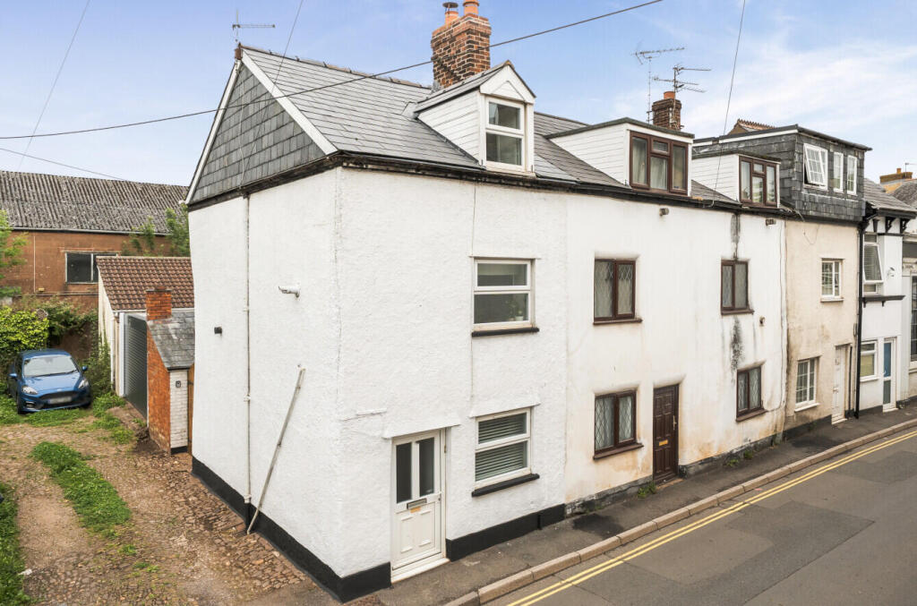 Main image of property: Tiverton Road, Cullompton