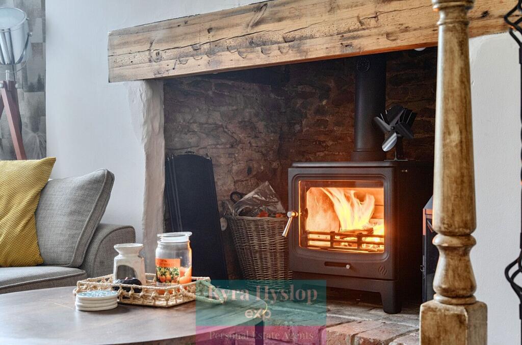 House in Exeter - View 3