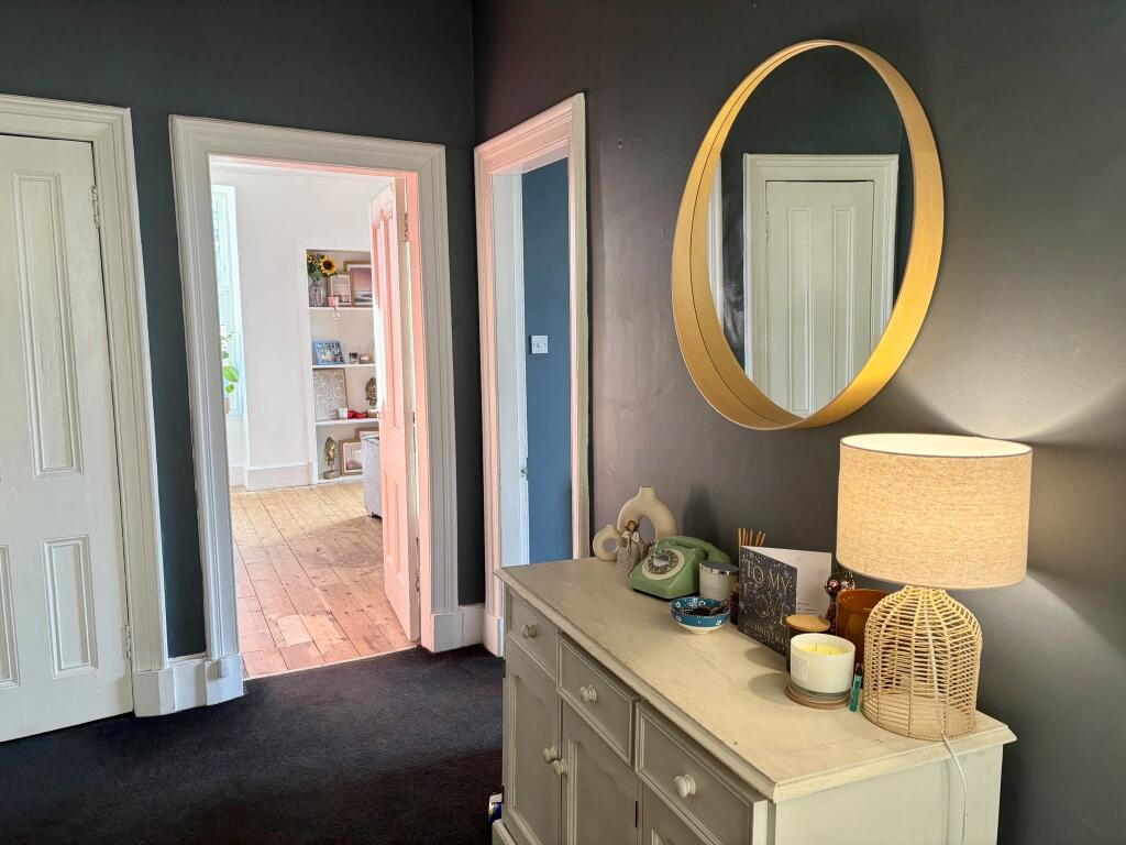 Moss Road, Kilmacolm, PA13 - More