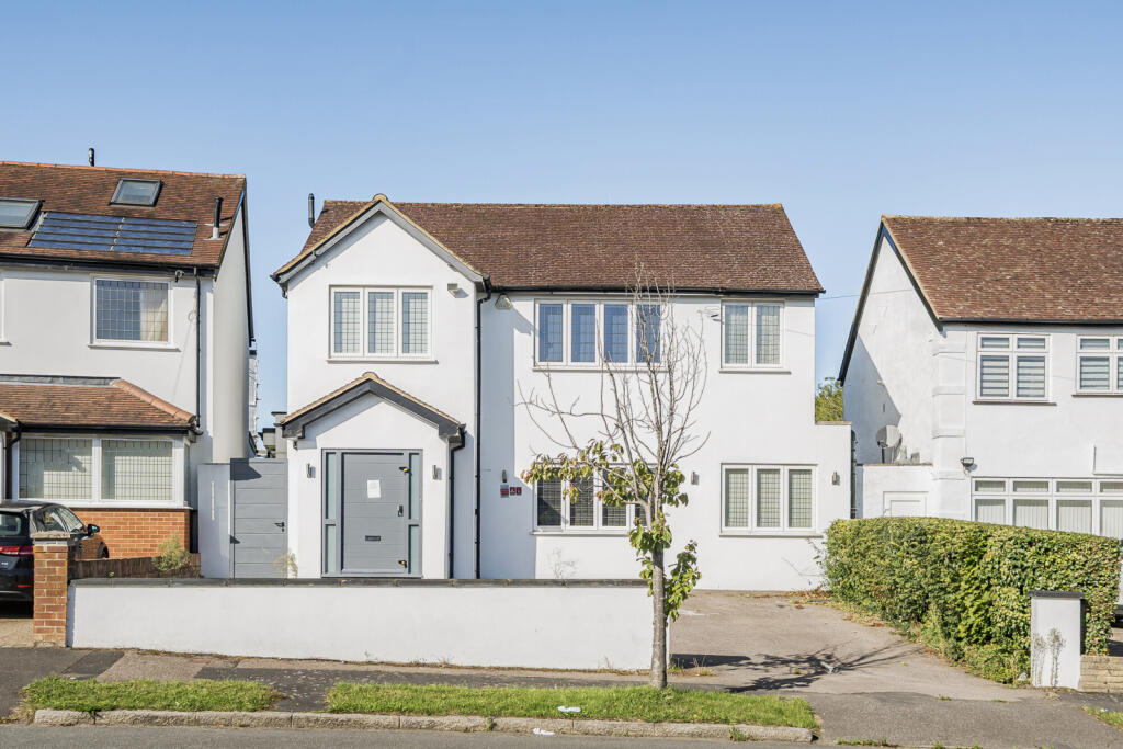 3-bed detached on Silverston Way, Stanmore, Middlesex, £1,100,000