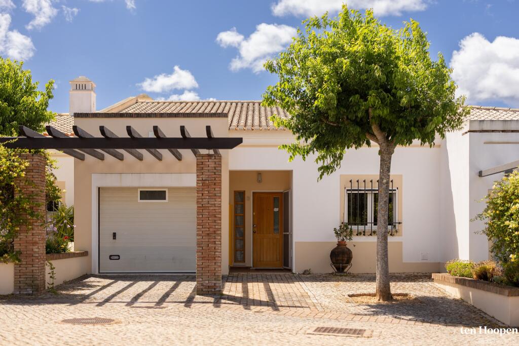 Main image of property: Algarve, Barão de São João