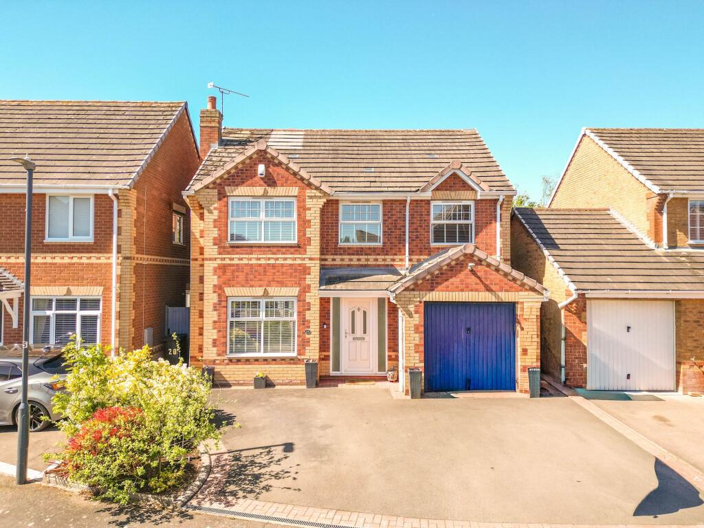 Main image of property: Cliveden Walk, Nuneaton, CV11