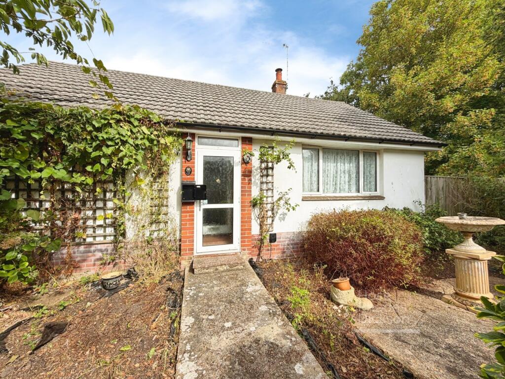 House in Portsmouth, Newport - View 2
