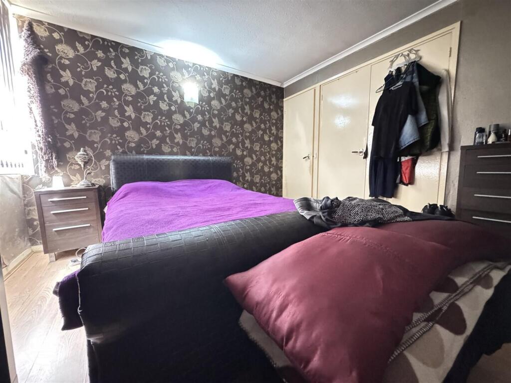 Apartment in Birmingham, West Midlands - View 4