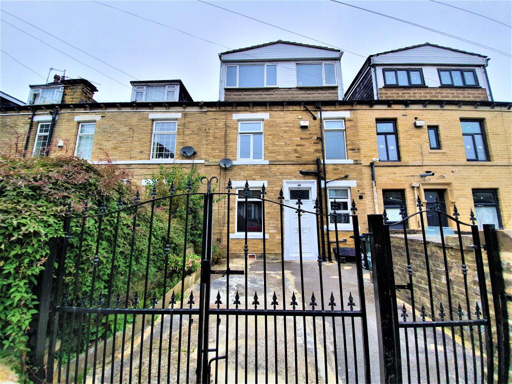 Main image of property: St Margarets Place, Bradford