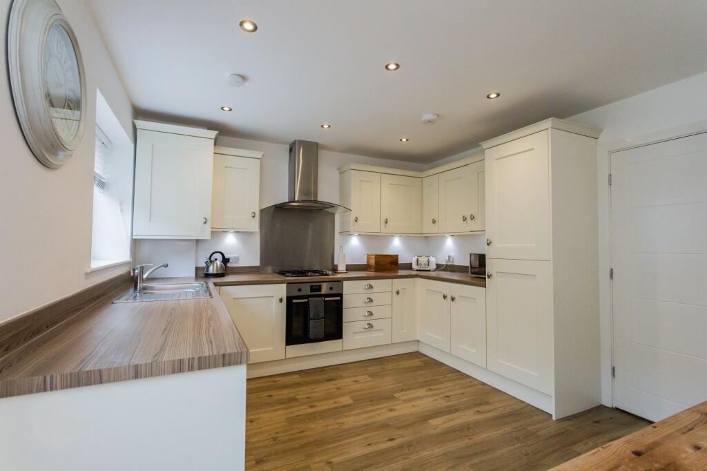 Perseverance Close, Westhoughton, BL5 photo 5