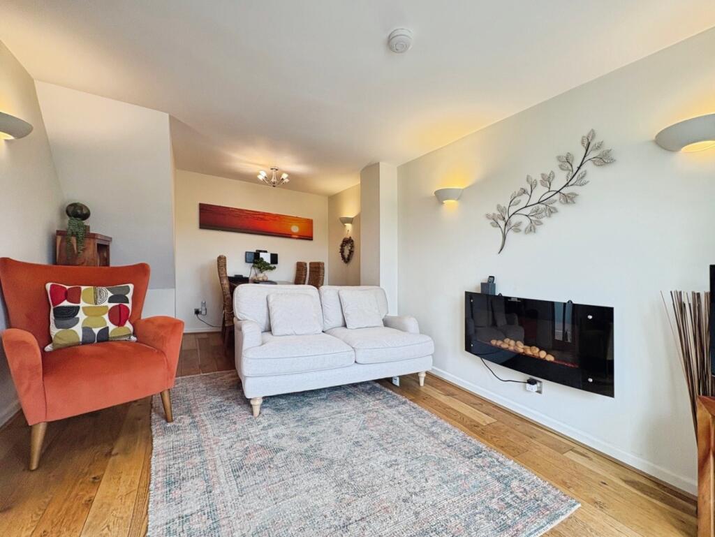 House in Porthleven - More