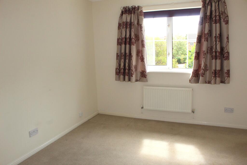 House in Exeter, Middlemoor - More