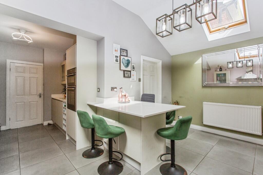 House in Chorley, Clayton-le-Woods - View 5