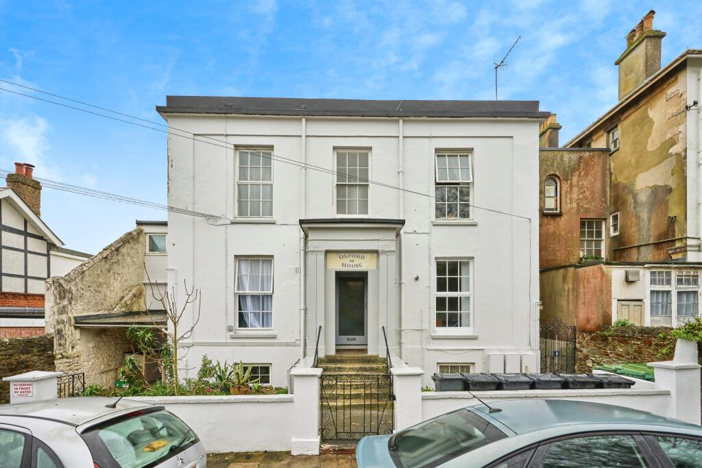 Main image of property: 10 Barfield, Ryde, PO33