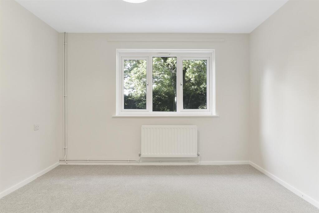 Willow Meer, Kenilworth photo 4