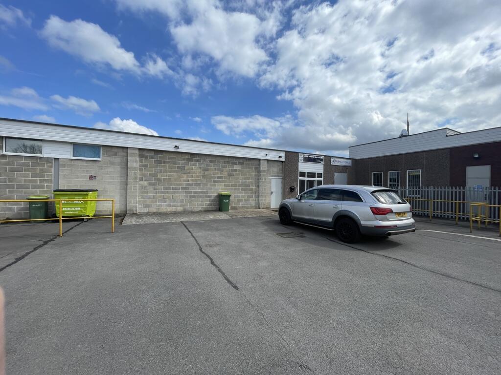 Main image of property: West Carr Business Park, West Carr Road, Retford, Nottinghamshire, DN22 7GY
