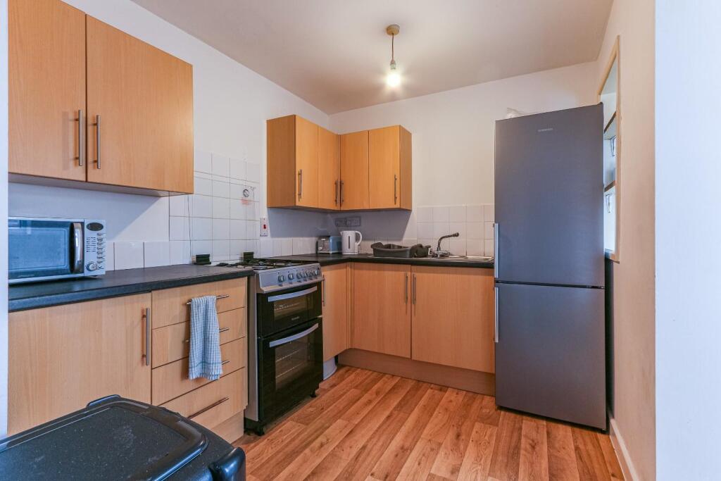 Cyfartha Street, Roath - View 2
