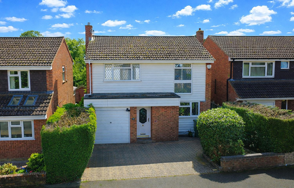 Main image of property: Chalfont Close, Woodhall Farm, Hemel Hempstead