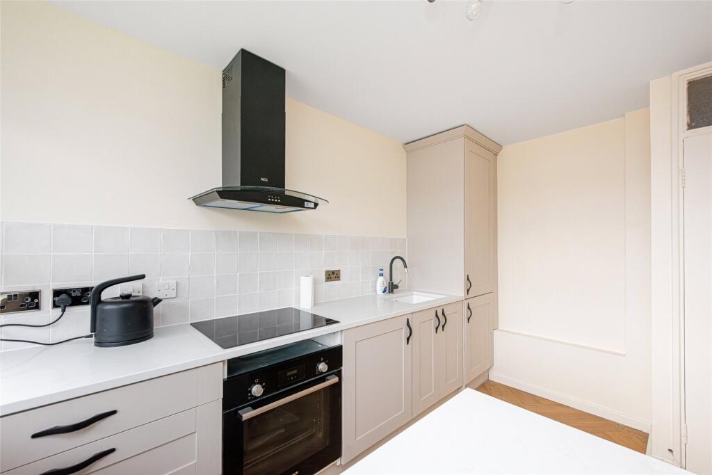 Main image of property: Tealby Court, Islington, London, N7