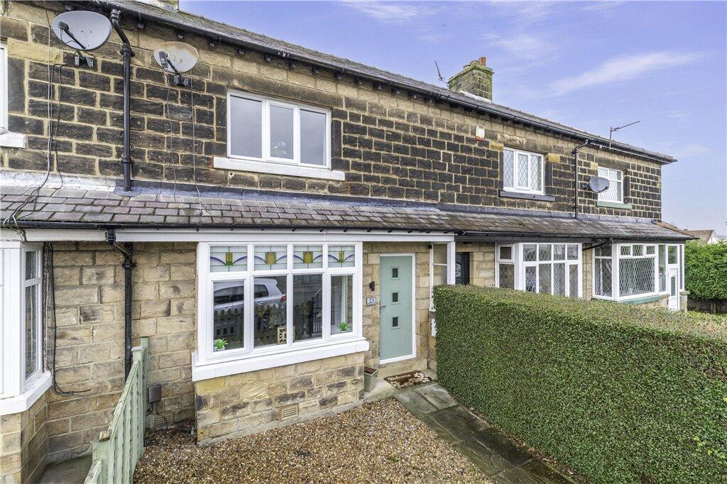 Main image of property: Sunnybank Crescent, Yeadon, Leeds, West Yorkshire, LS19