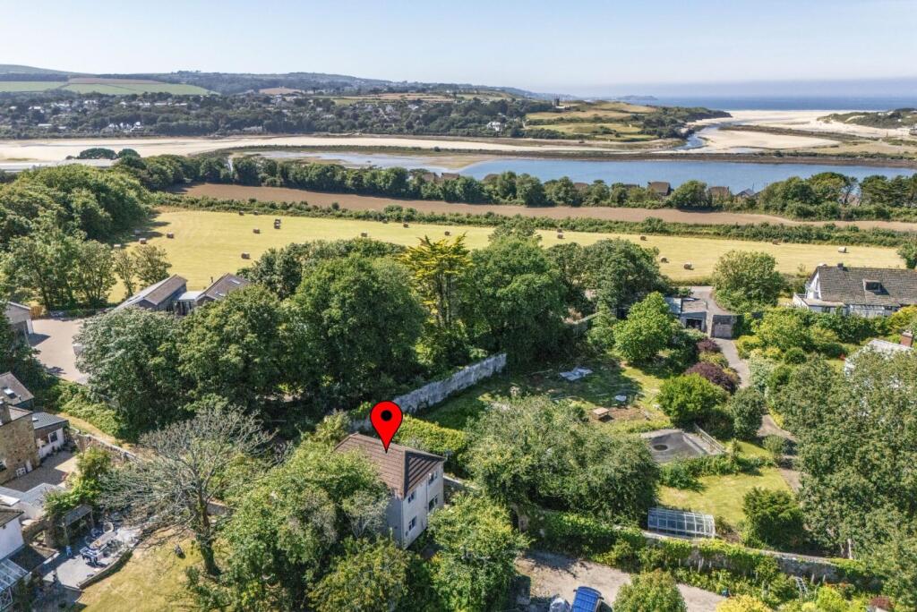 Main image of property: Foundry Hill, Hayle