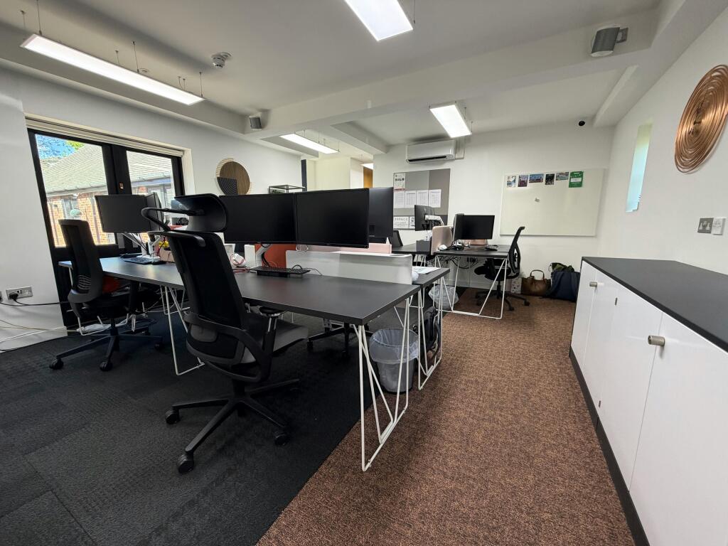 General Office 003.jpg