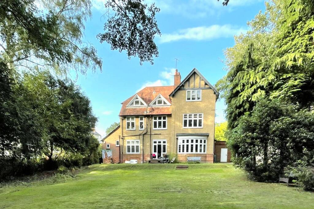 Main image of property: 20 Heatherdale Road, Camberley, Surrey, GU15