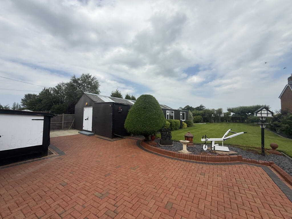 Main image of property: Compton House, Garstang Road, St Michaels, PR3