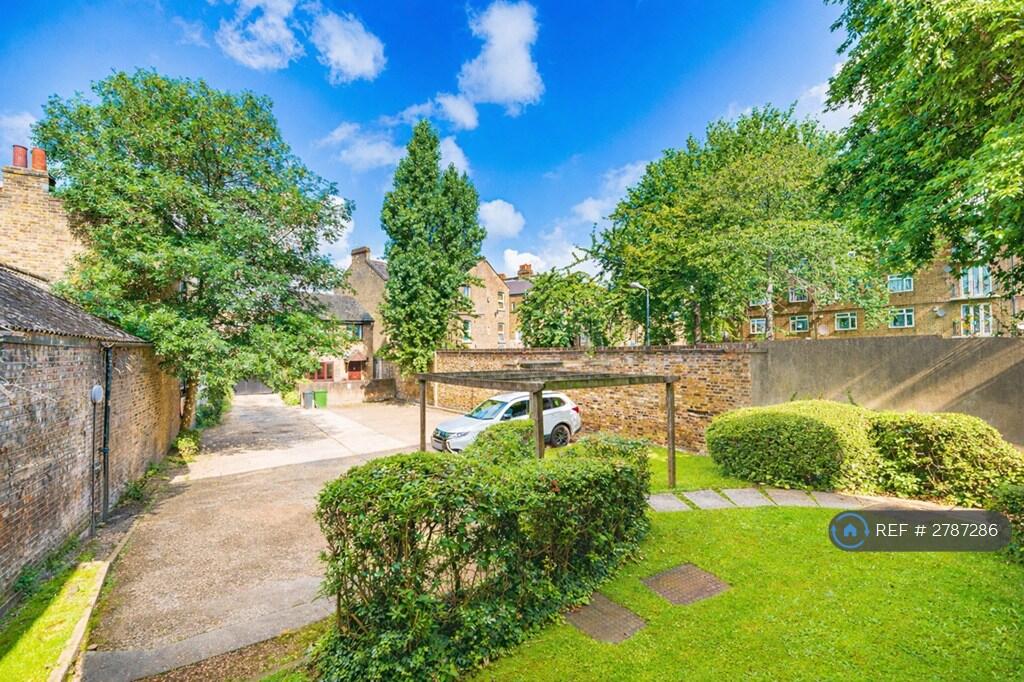 Main image of property: Clapham Road, London, SW9