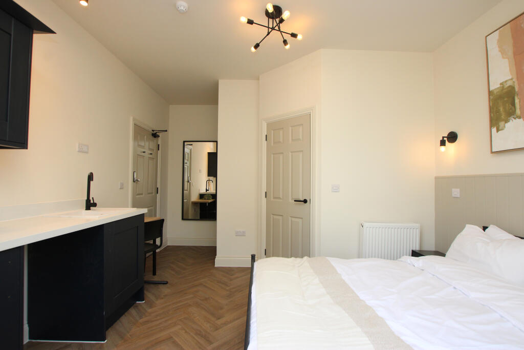 Main image of property: Rockingham Road, Kettering, North Northamptonshire