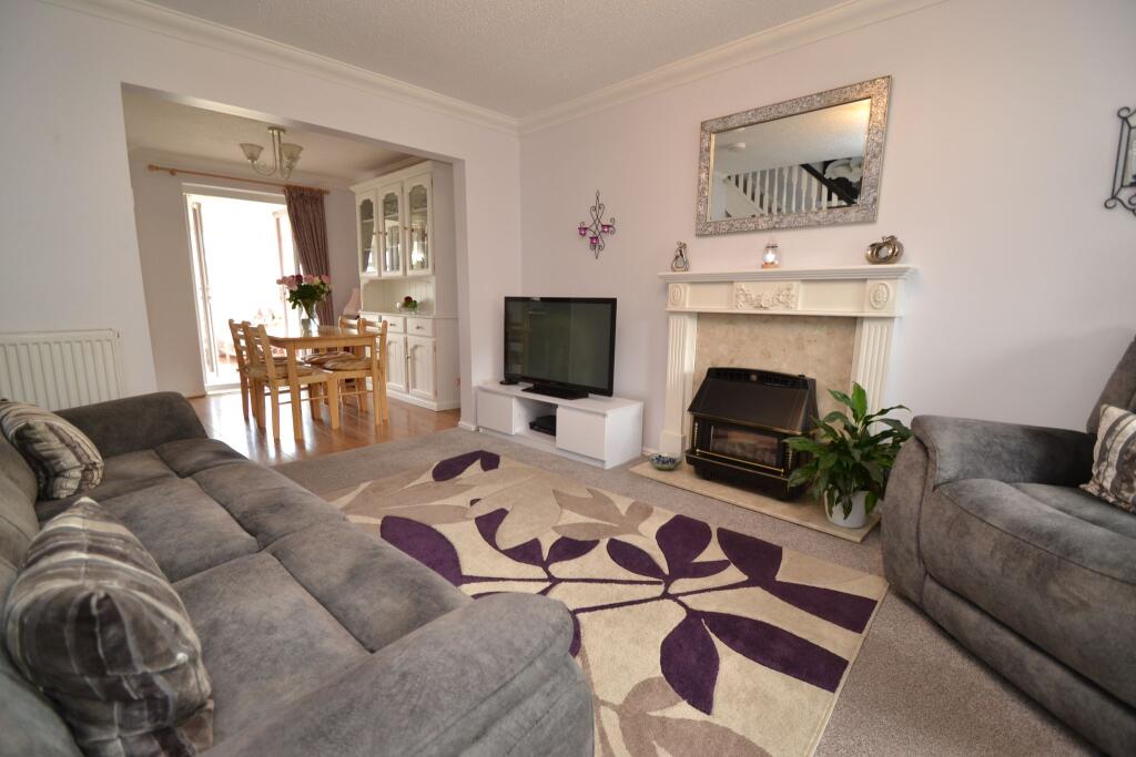 House in Bradford, Simpson Green, Idle - View 2